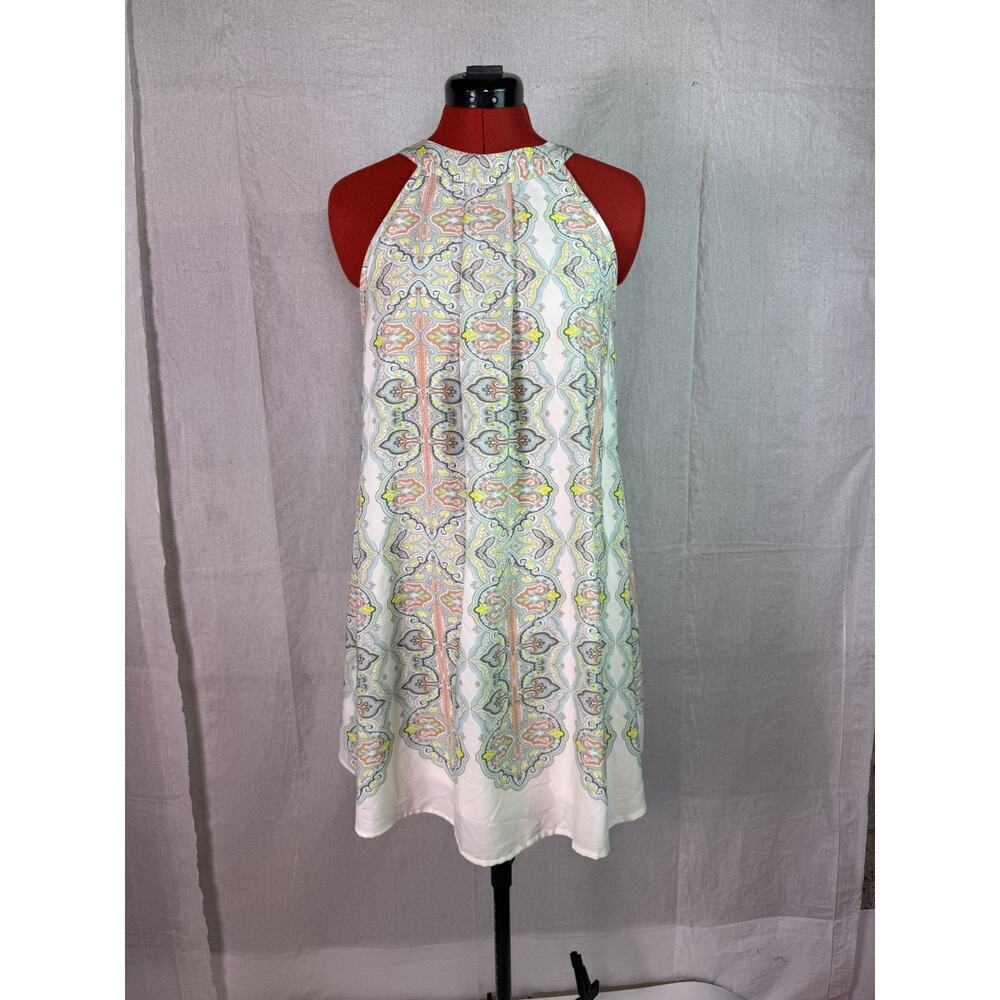 Charlotte Russe Womens Size M Cold Shoulder Paisley Mini Dress Sleeveless C737